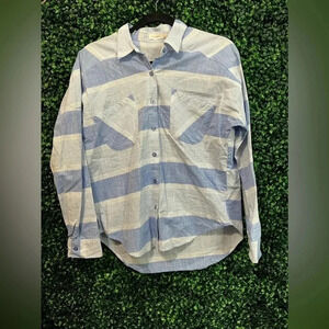 Boutique Brand Blu Pepper Button Up - Small